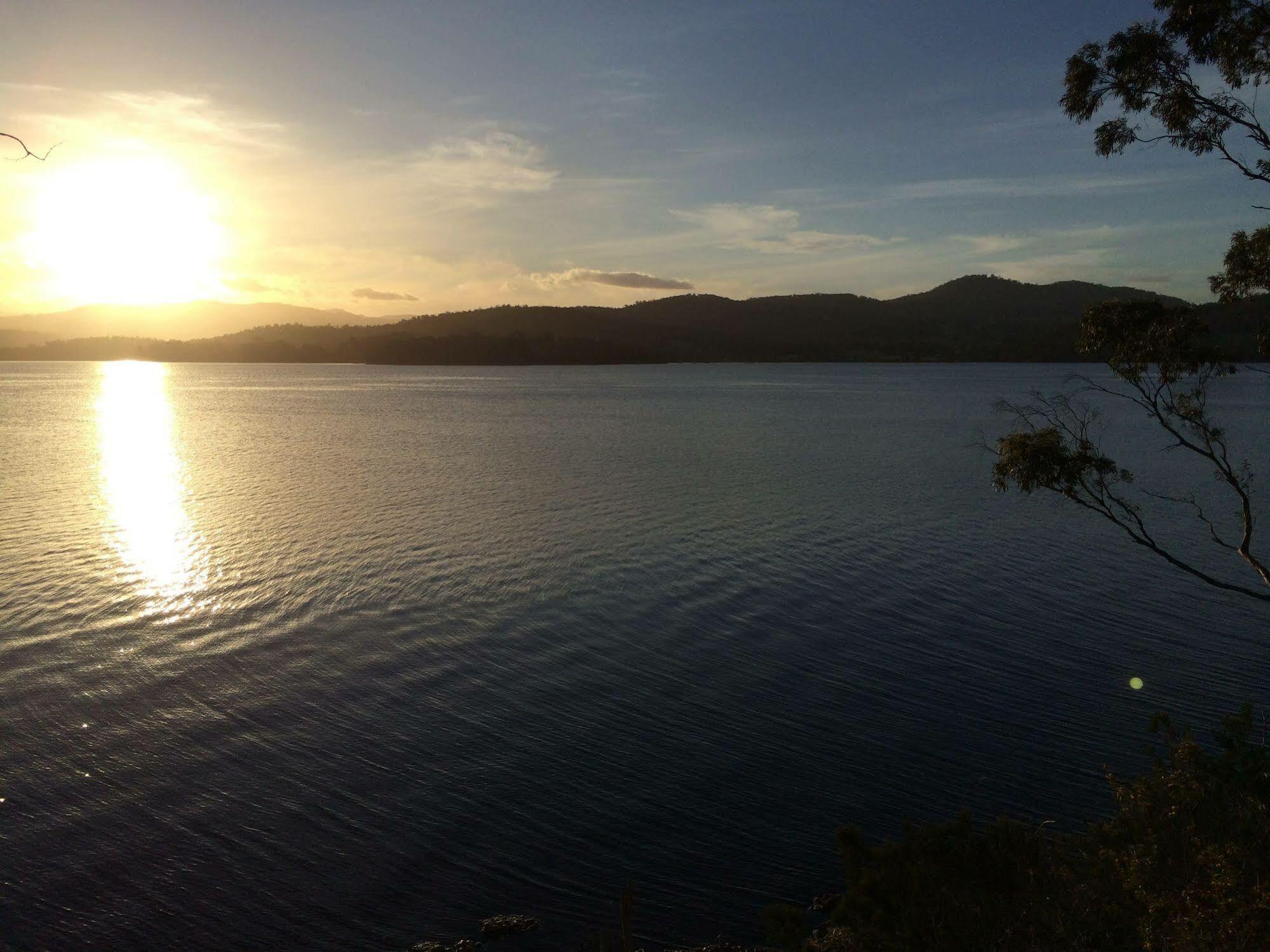 Tranquil Point Guest House Cygnet ภายนอก รูปภาพ